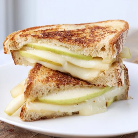 Brie and Apple Grilled Cheese
